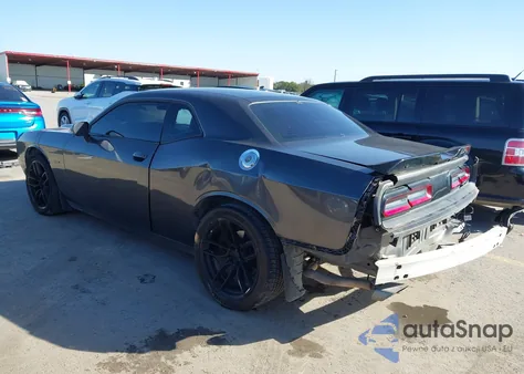 2016 Dodge Challenger R/T z USA, uszkodzony, nr VIN 2C3CDZBT4GH218143